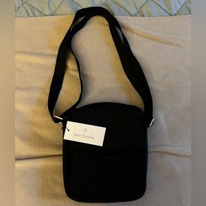 NWT Vera Bradley everyday crossbody. Black, adjustable strap.
